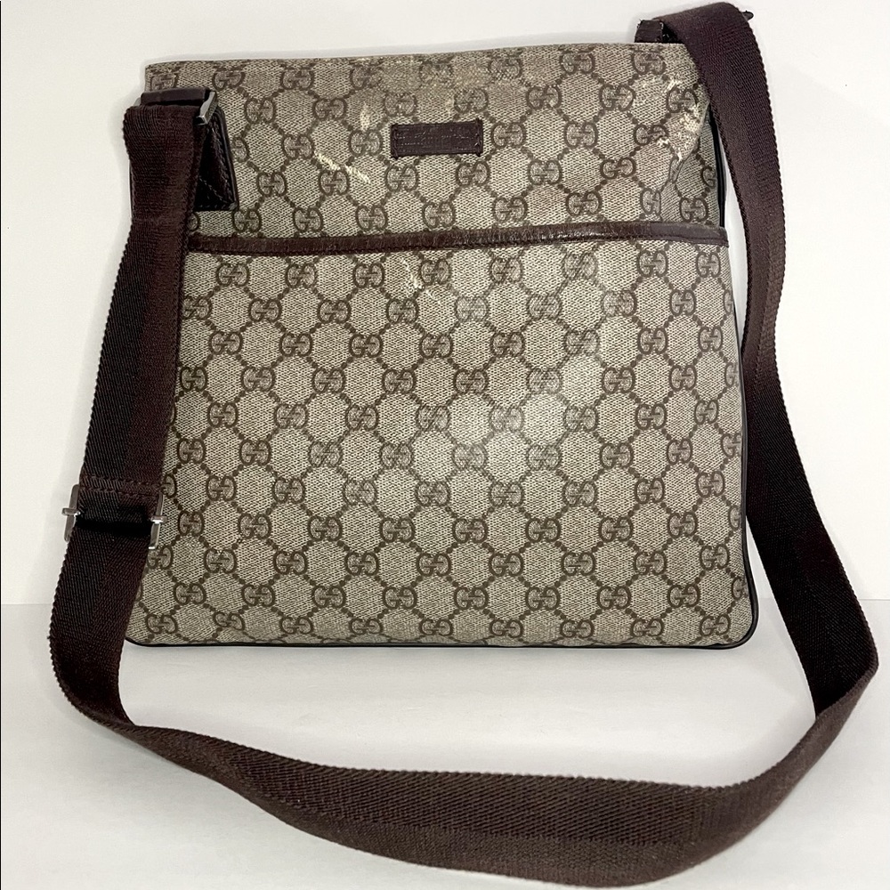 Gucci Messenger Crossbody Bag in Classic Brown